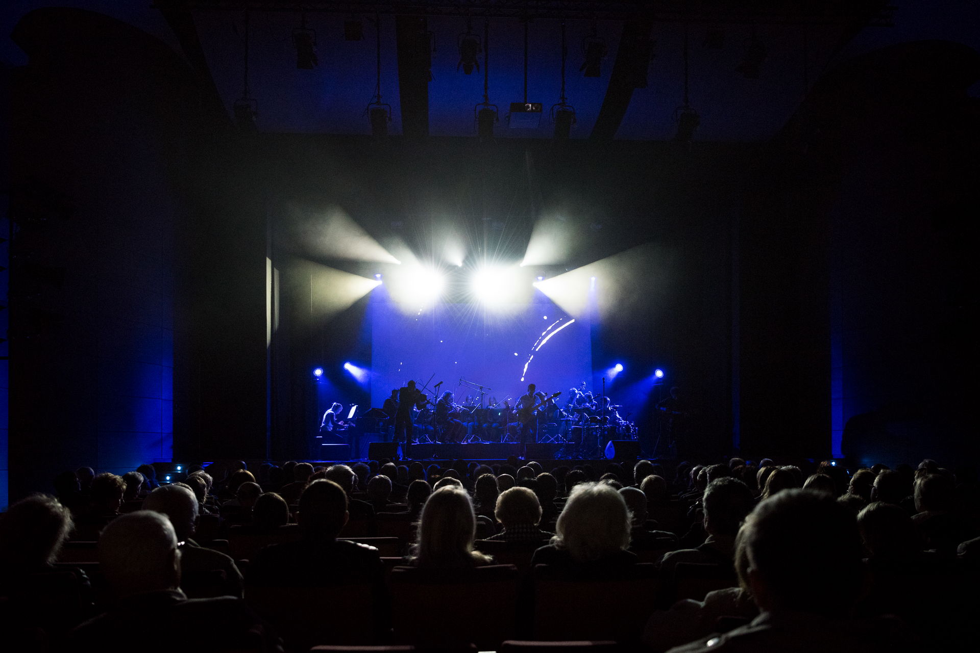 Reportaż — Show Complex Light