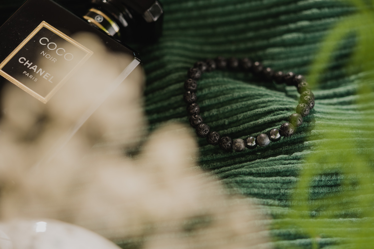 Biżuteria handmade — spójny styl marki