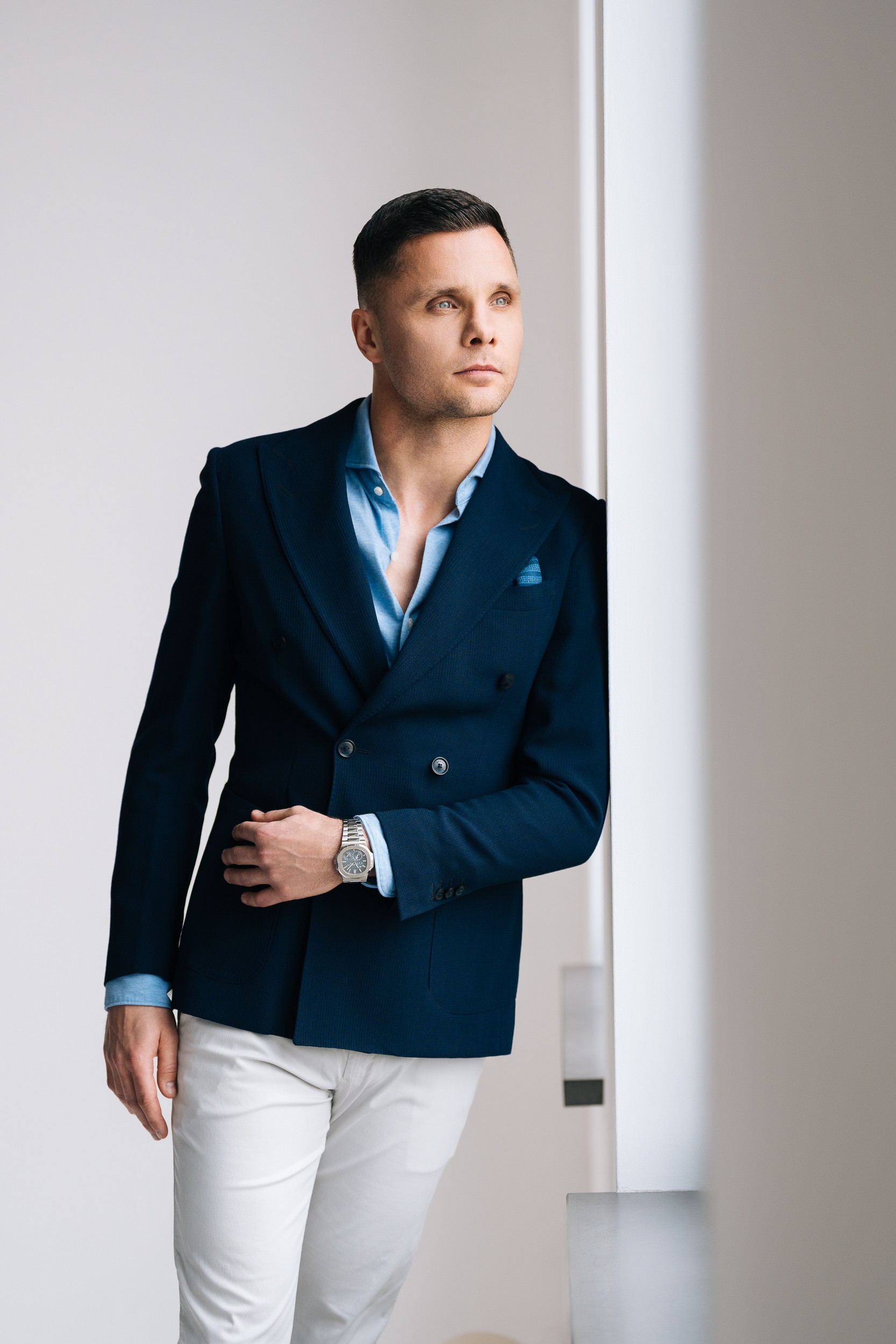 Zegarek w sesji studyjnej — Fotografia reklamowa RoyalWatch.pl
