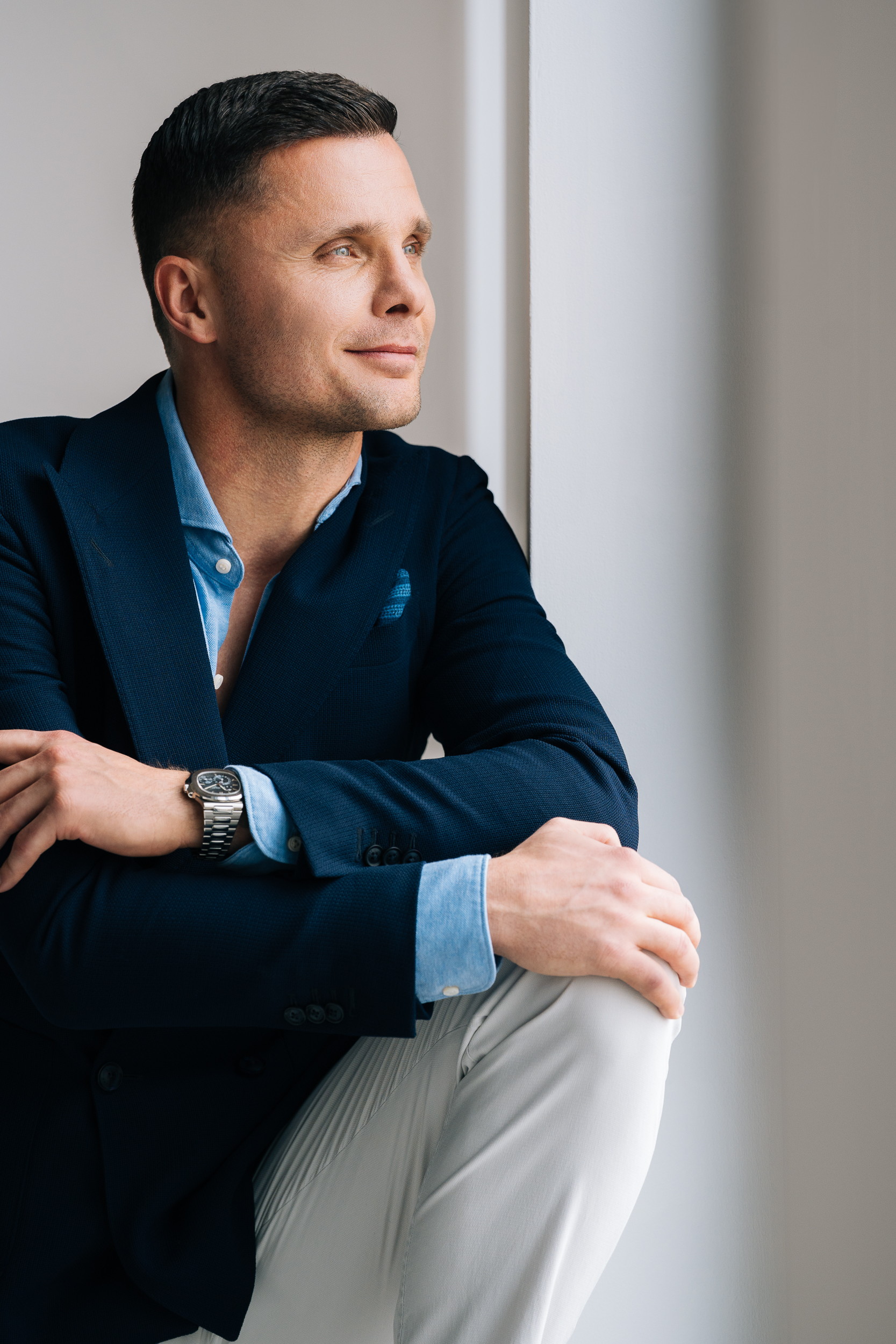 Zegarek w sesji studyjnej — Fotografia reklamowa RoyalWatch.pl